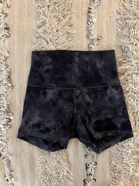 Lululemon Align 4” Shorts, High-Rise, Size 4, Tye-dye Dark Wash
